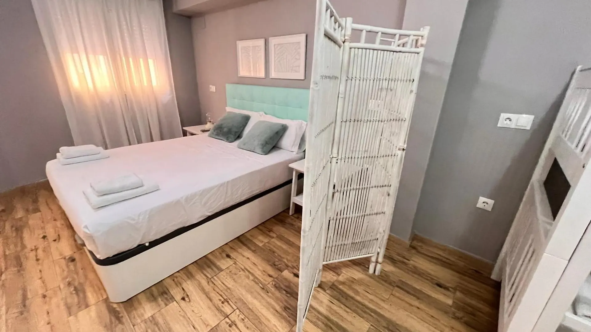 El Duplex Especial Centro Historico Parking Gratis Apartment Malaga